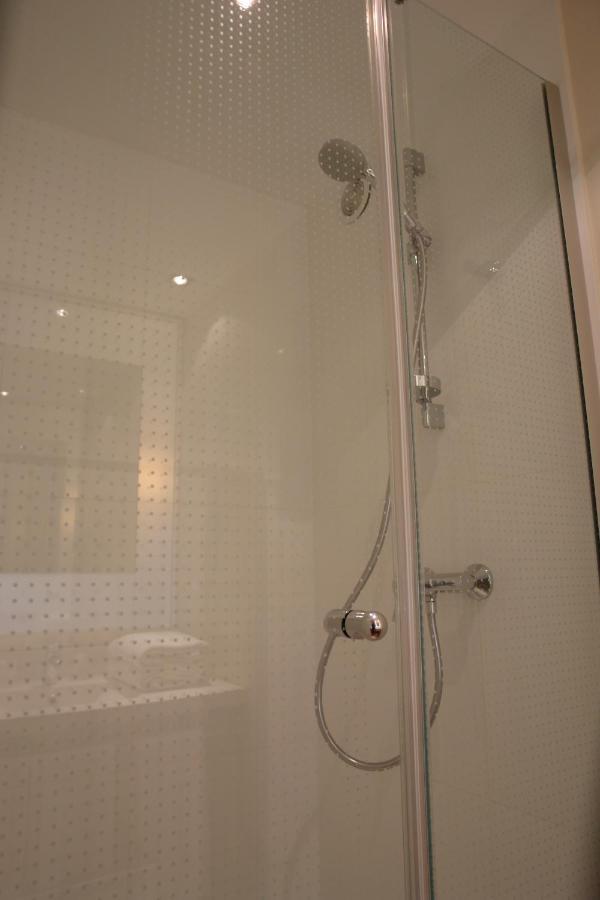 Ibis Styles Chinon Otel Dış mekan fotoğraf