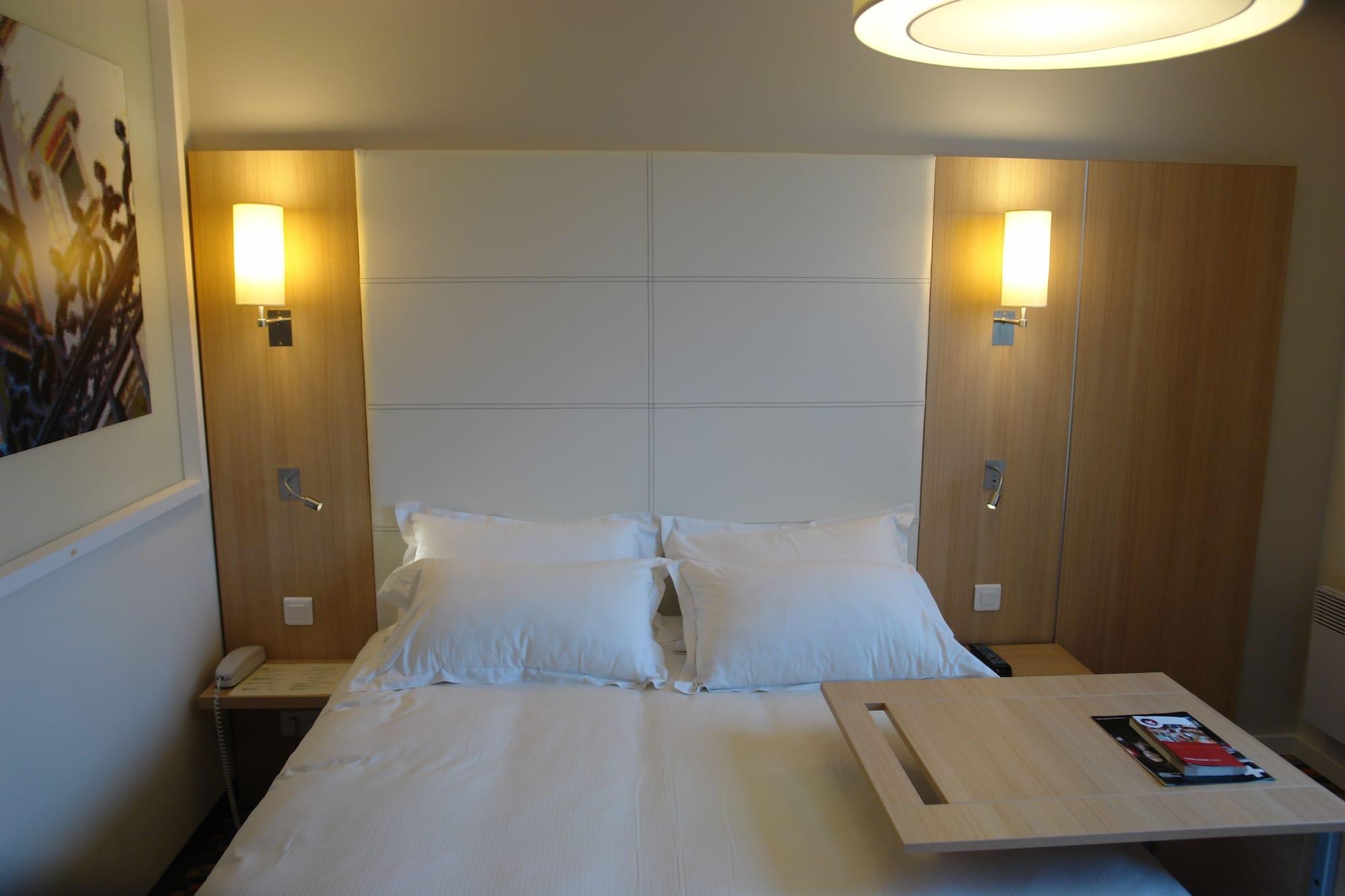 Ibis Styles Chinon Otel Dış mekan fotoğraf