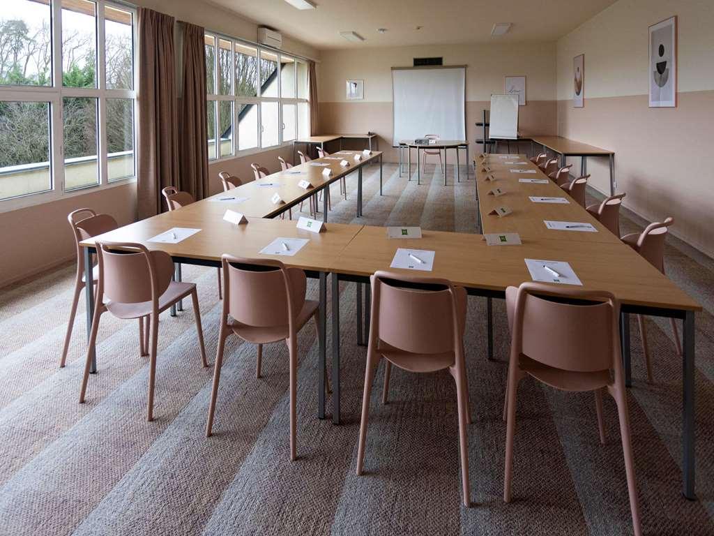 Ibis Styles Chinon Otel Konforlar fotoğraf