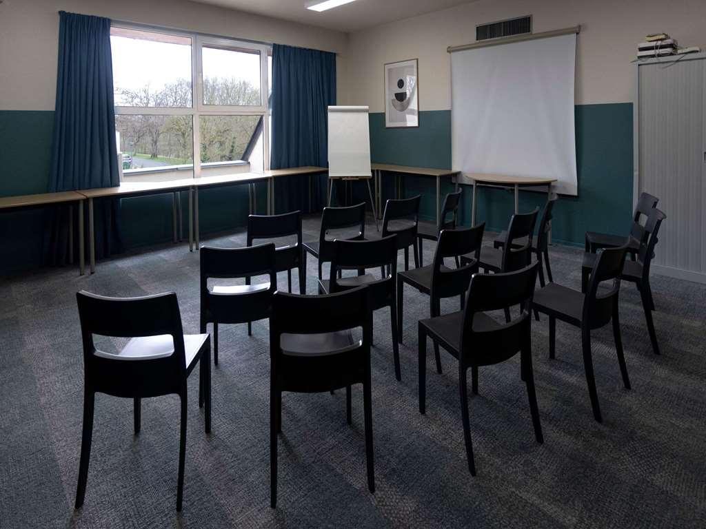 Ibis Styles Chinon Otel Konforlar fotoğraf