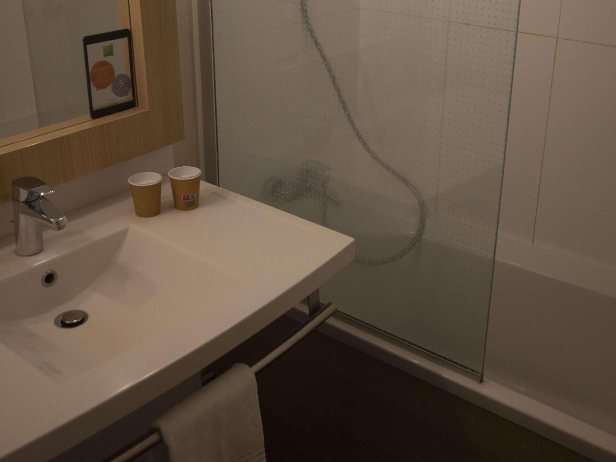 Ibis Styles Chinon Otel Dış mekan fotoğraf