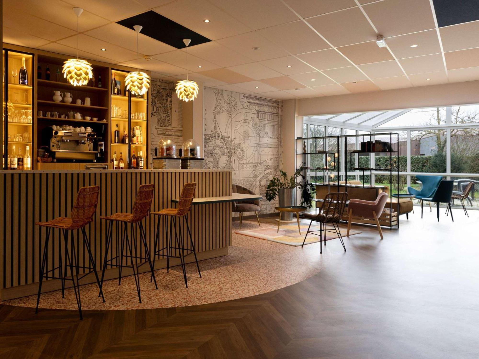 Ibis Styles Chinon Otel Dış mekan fotoğraf