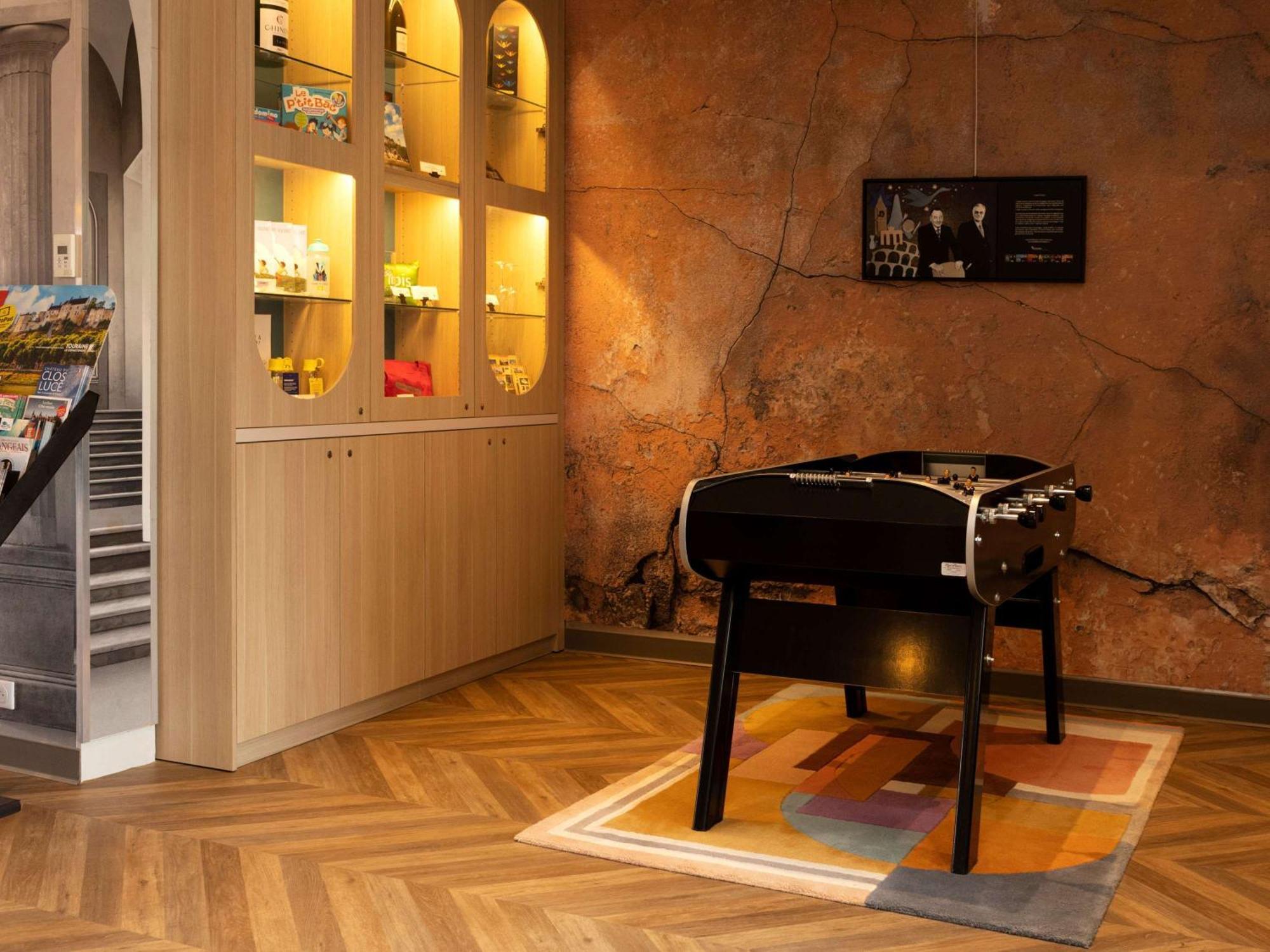 Ibis Styles Chinon Otel Dış mekan fotoğraf